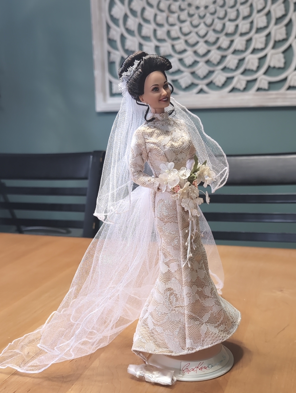 Erica Cane Champagne Lace Wedding - Picture 8 of 9